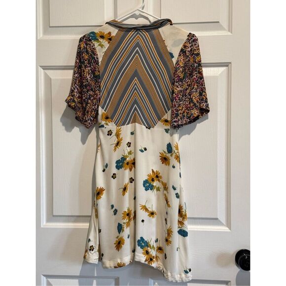 Free People Women's Mix It Up Floral Short Sleeve Ivory Combo  Mini Dress Size 2 - Picture 15 of 16